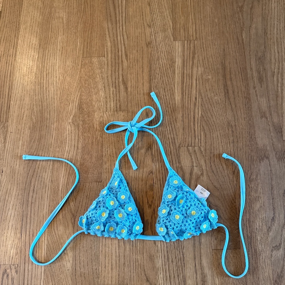 Bikini floral crochet top